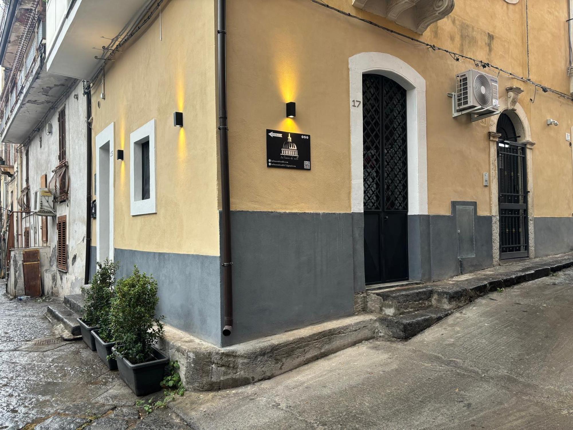 La Dimora Dei Mille Villa Катания Екстериор снимка